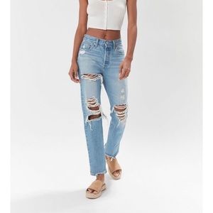 Levi’s Crop Boyfriend Luxor Jeans